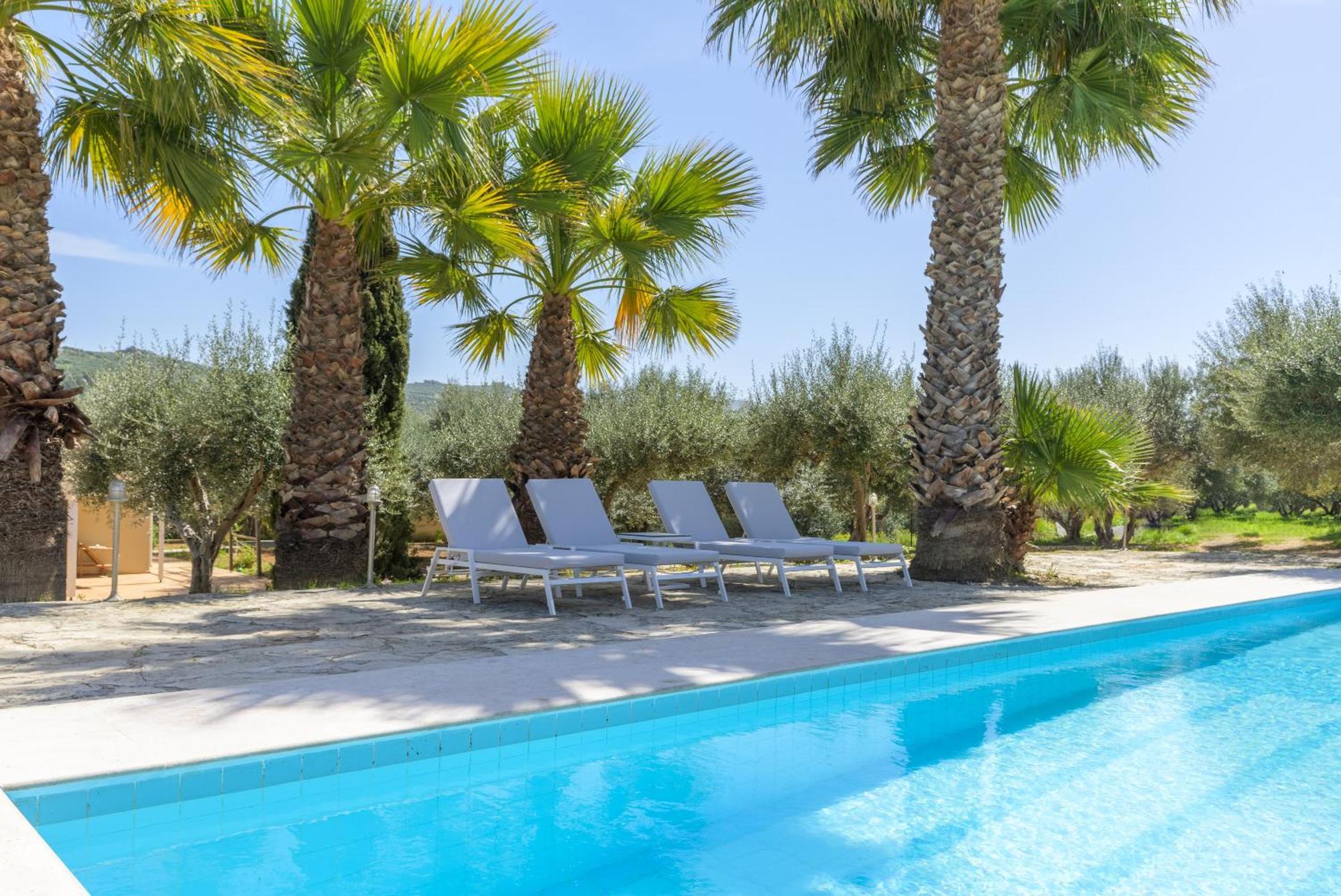 The Olive Grove Villas With Swimming Pool And Breakfast Archanes Eksteriør bilde